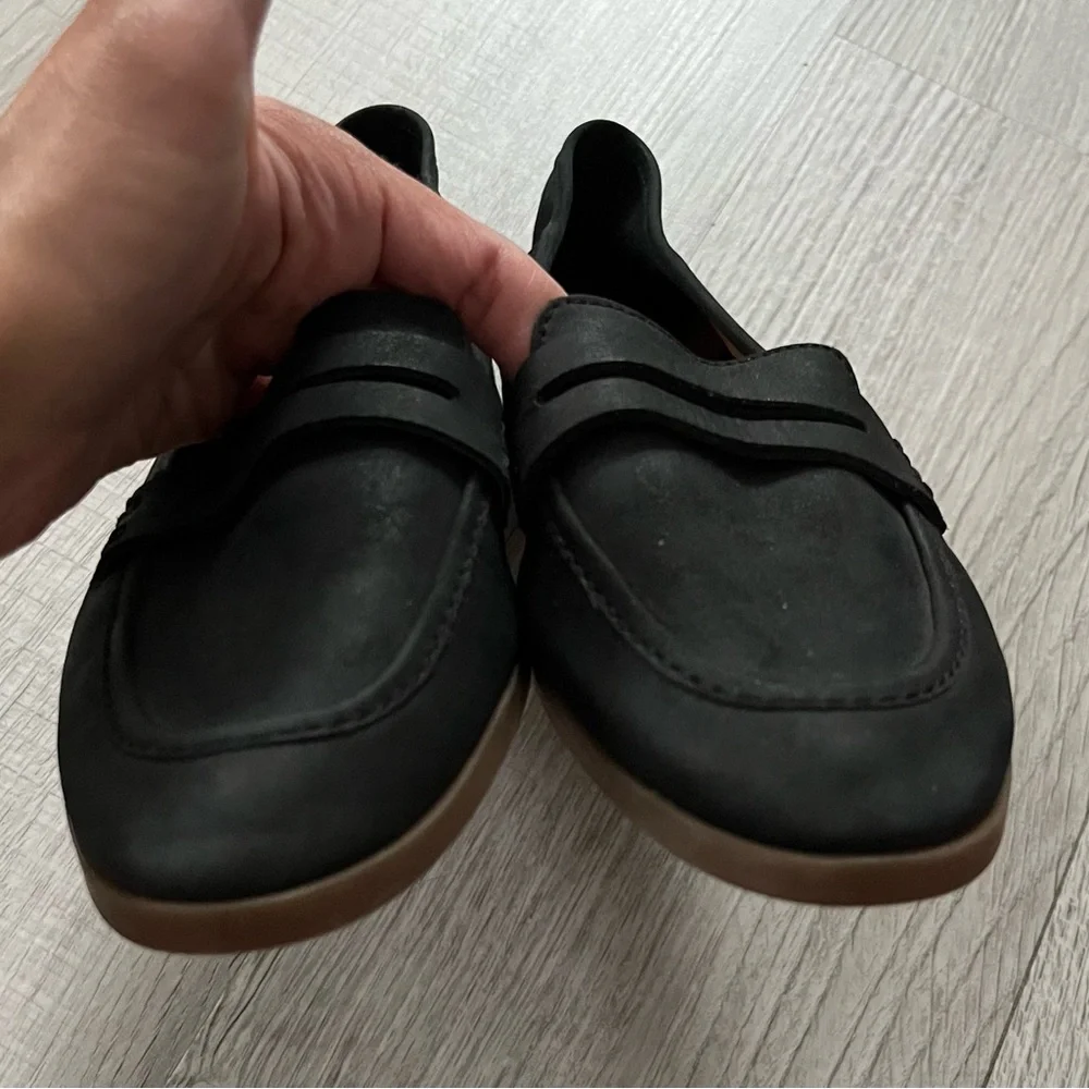 Lucky Brand Black Suede Leather Caylon Loafers size 7